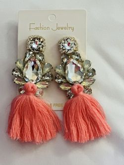 $5 Earring