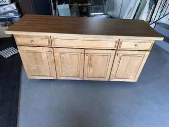 Kraftmaid Vanity Cabinet