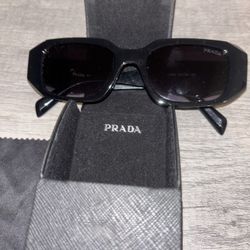 Prada Sunglasses 17ws