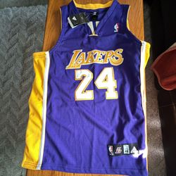 Lakers Kobe Bryant jersey size 48