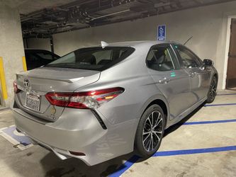 2020 Toyota Camry Hybrid