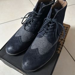 Men’s Suede Boots Size 11