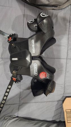 Battle defender youth small shoulder pads