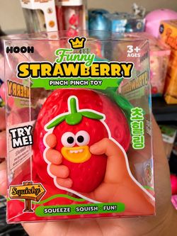 Funny face  strawberry scented squishy