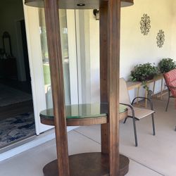 Shelf With Glass And Light 