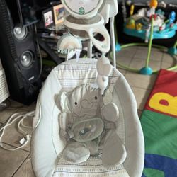 Baby swing