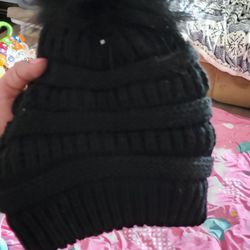 Black Fluffy Lined Fleece Hat