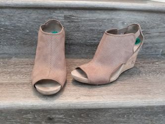 Wedges Life Stride NEW