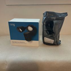 Ring Floodlight Cam w/ Plug In Mount