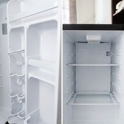 Danby 4.4 cu ft room fridge.
