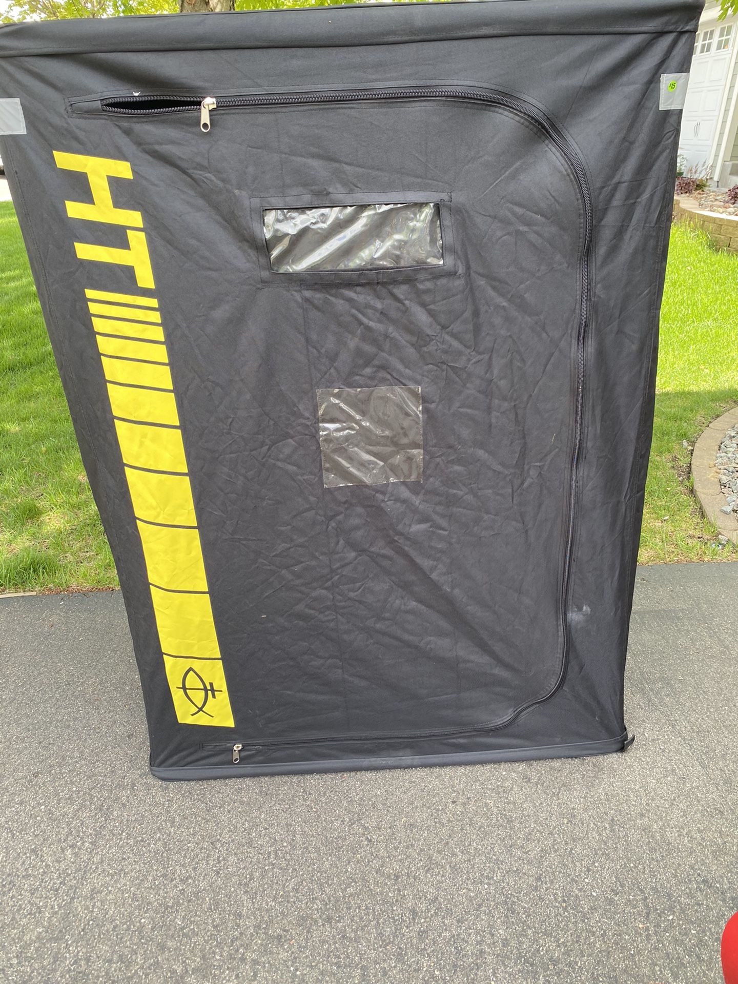 1 Person HT Ice Fishing Quick Shak for Sale in Blaine, MN OfferUp