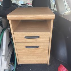 End Table, Nightstand Tv Stand.. With Rollers. East Haven.