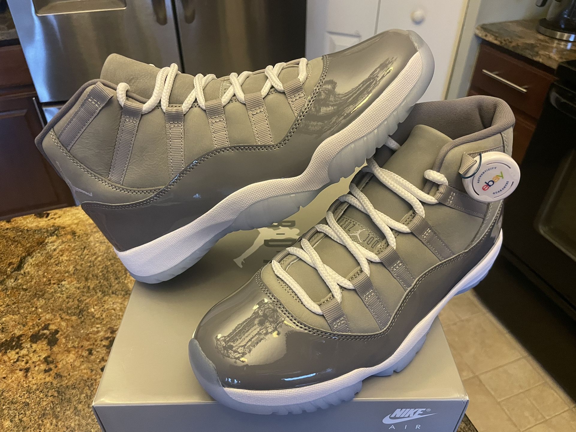 NEW MENS JORDAN 11 XI RETRO COOL GREY 2021 SHOES SIZE 9.5