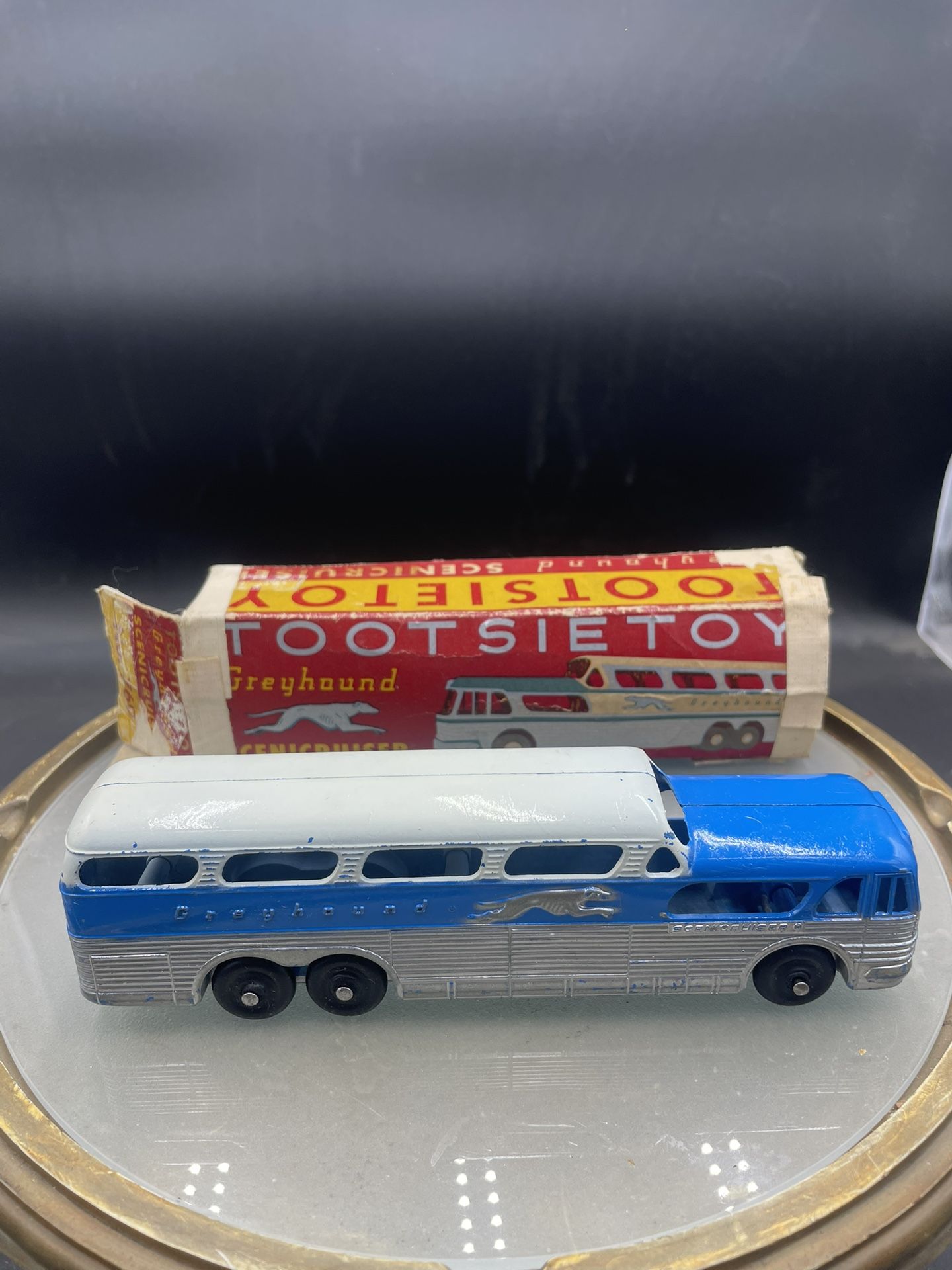 1955 NO 769 TOOTSIETOY SCENICRUISER GREYHOUND BUS 7” With Box