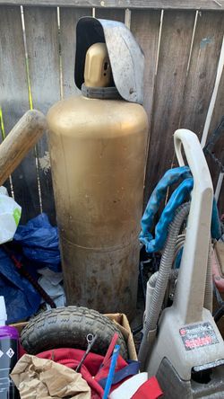 Large propain cylinder