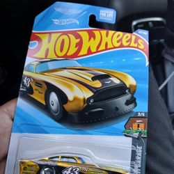 Hotwheels Aston Martin StH