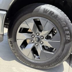 F150 Wheels & Tires