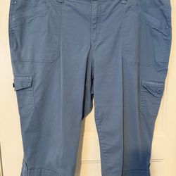 Gloria Vanderbilt Peddle Pushers Size 16w