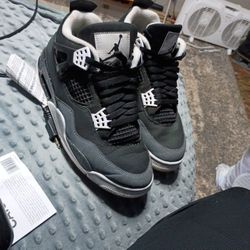Jordan Retro 4 Fear