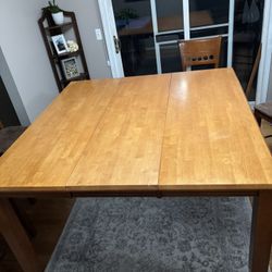 Kitchen Table And Chairs 
