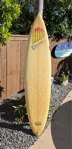 7’ Blacks Special Surfboard midlenth funboard