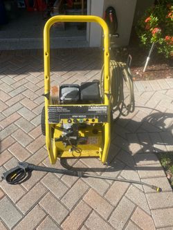 Kärcher 2400 PSI Gas Pressure Washer. Hidrolavadora Kärcher de Gasolina 2400 PSI – $125