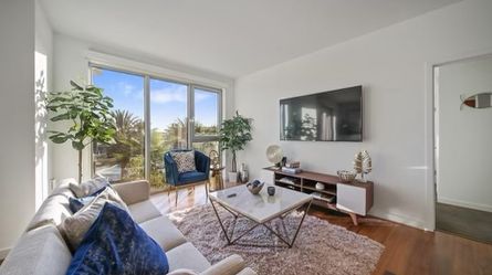 selling all furniture 