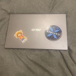 Laptop 
