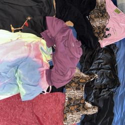 Free Women’s Clothes 