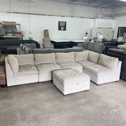 FREE DELIVERY Grey 6 Piece Sectional Couch