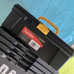 Plastic Tool Boxes 