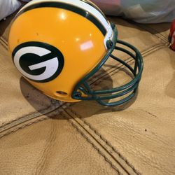 NEW Green Bay Packers Riddell Mini Helmet of Players NOS 
