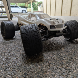 High-End 1/8 Scale Brushless RC Chassis - Savox / Hobbywing XeRun Gear (Untested/Roller)