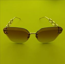 Louis Vuitton Sunglasses ,(new)