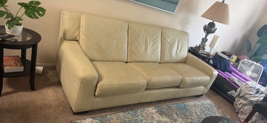 Italian couch $200