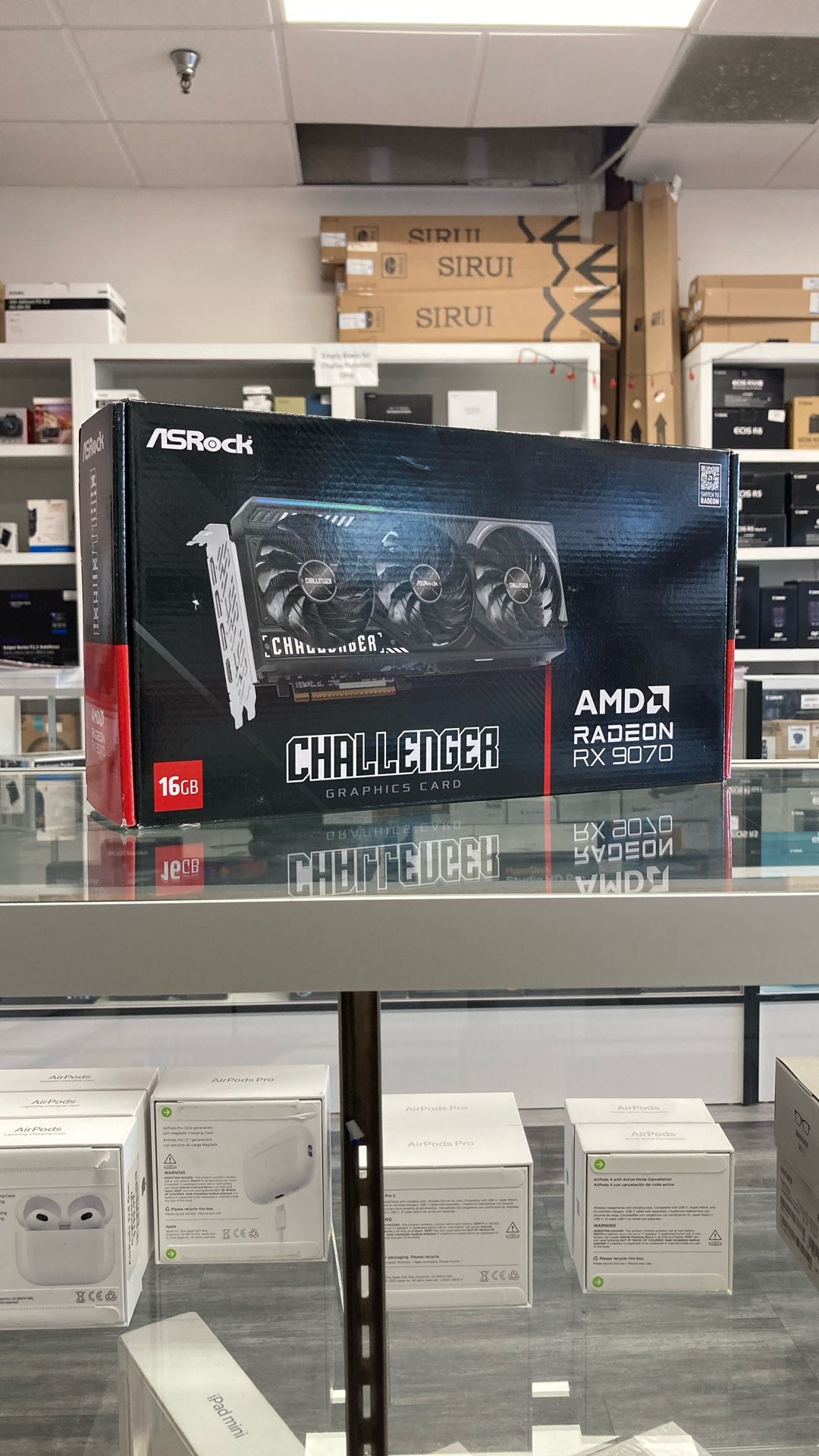 AMD Radeon RX9070 16GB