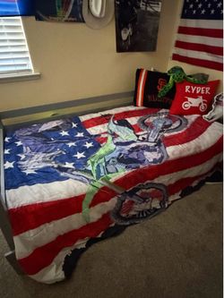Trundle bed for sell full size