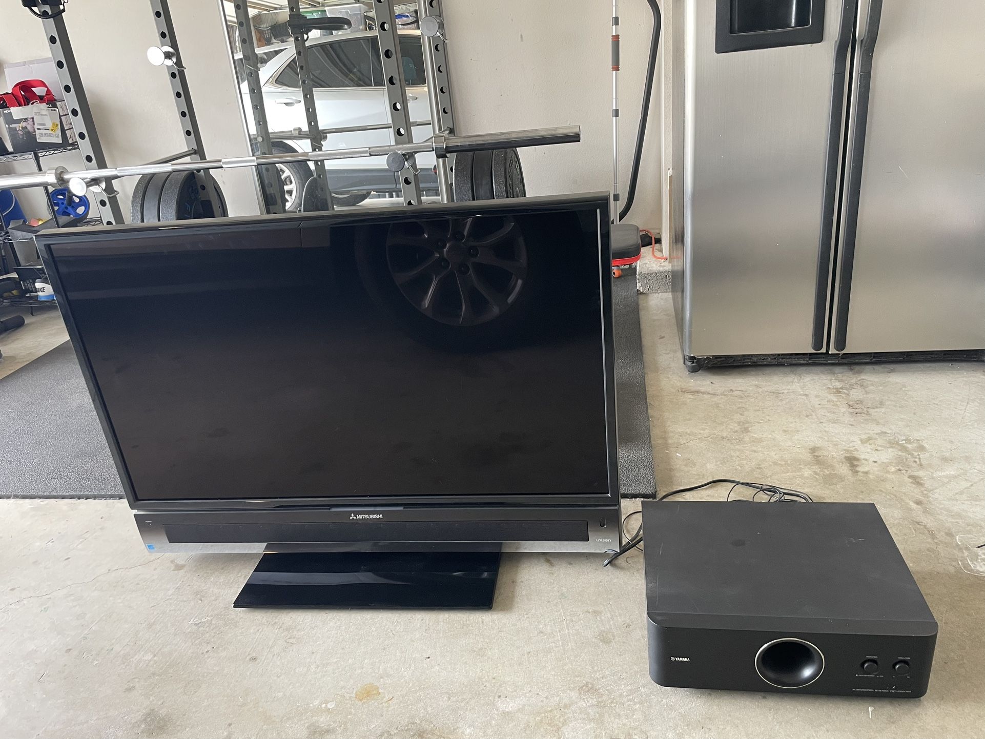 40” TV & speaker with subwoofer