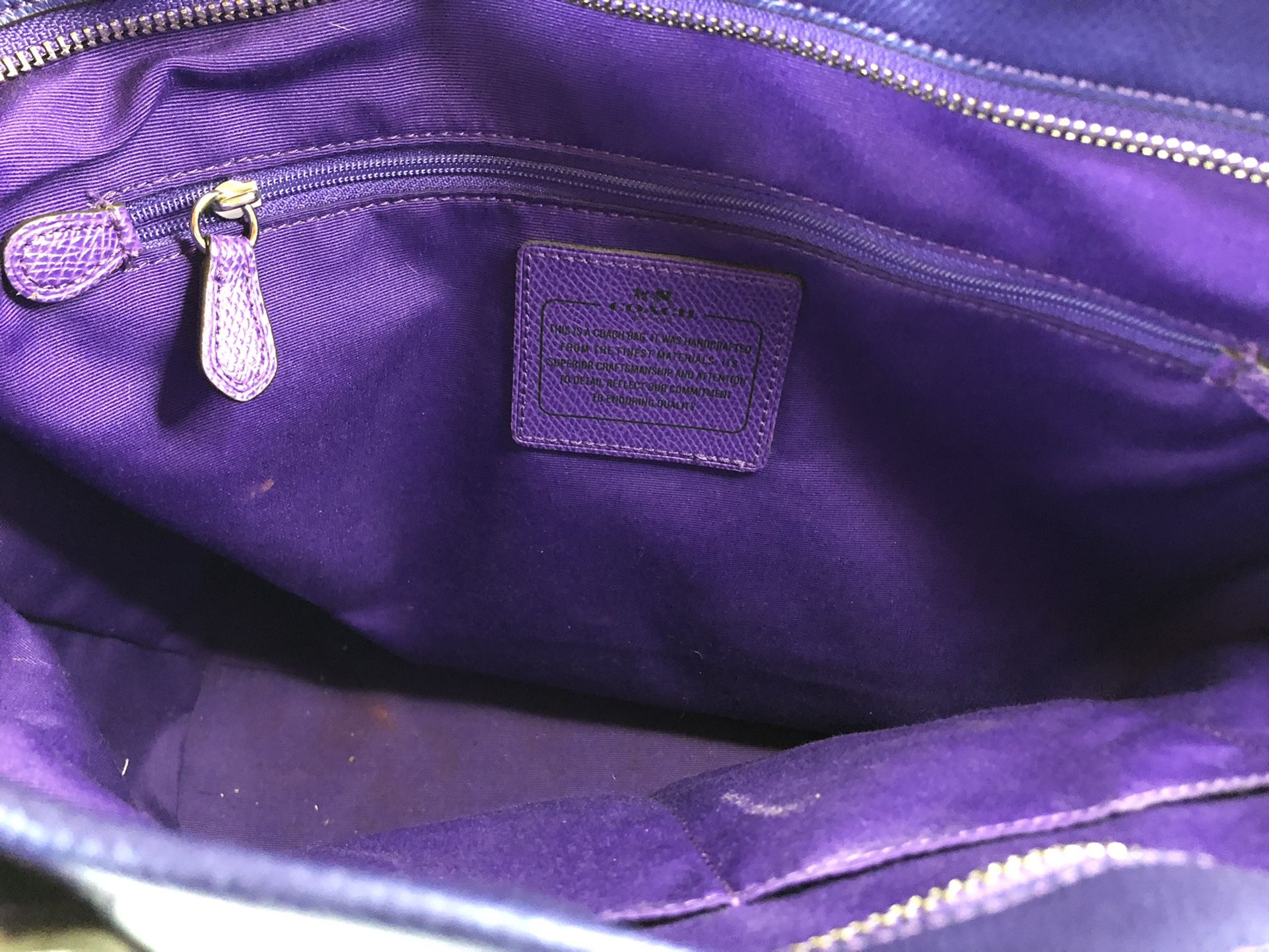 COACH PURPLE ULTRA VIOLET TOTE BAG with zipper for Sale in