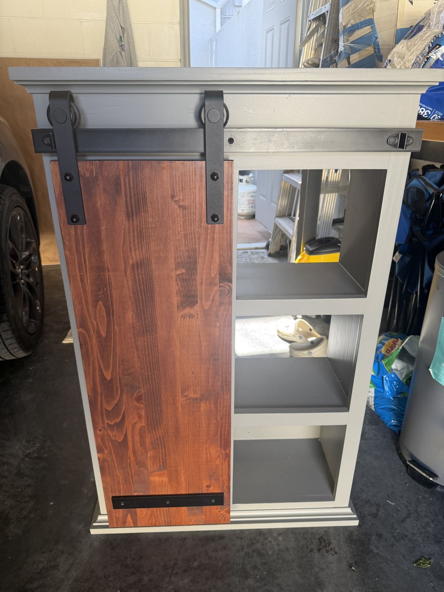 Wood Shelve Storage