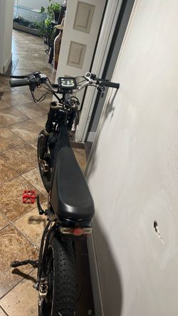 Black Electric Fat Tire Bike