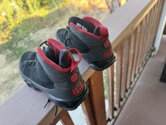 Air Jordan Shoe Size 7Y Uk 6