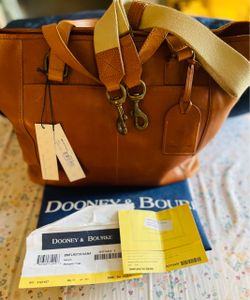 Dooney & Bourke tote all leather