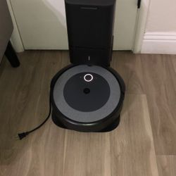 Brand New Vacuum  Does Work 