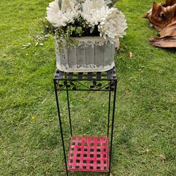 2 - tier plant stand