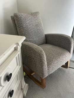 Nursery Chair ( Leopard)