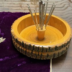 Vintage Ellwood Rusticware live edge wooden nut bowl with tools