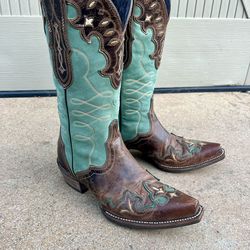 Ariat Boots Womens (sz 6.5 // euro 37.5)