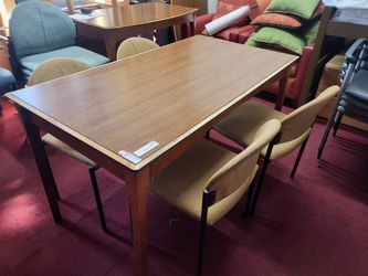 KITCHEN TABLE, DINNING TABLE AND 4 CHAIRS (HOME30)