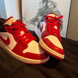 Jorden White Gym 1s Low